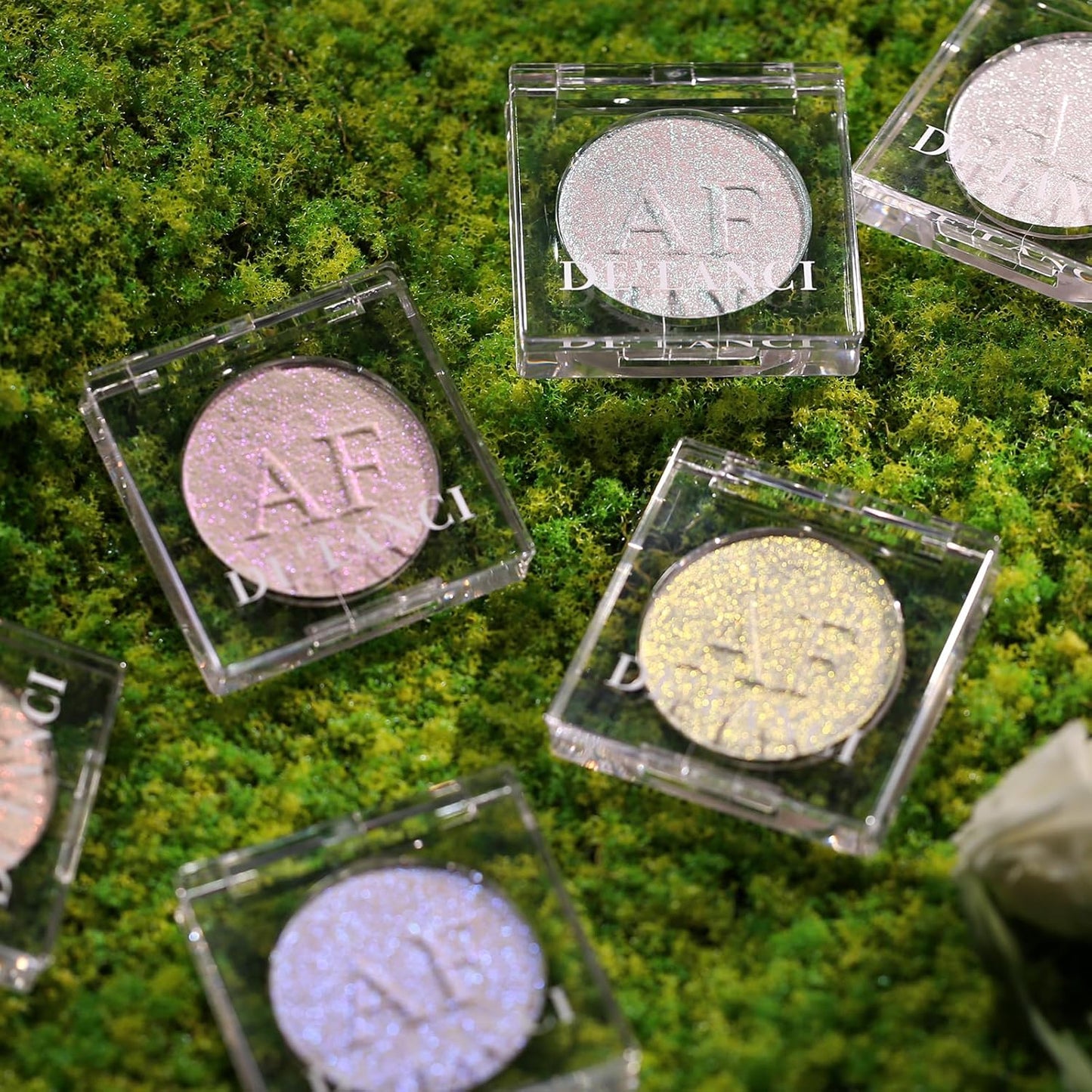 Highlighter Makeup Palette, Long Lasting New Formula, Dazzling Yellow-Gold Shimmer, Sheer Gold Base, Ideal for Face and Body Contour and Cheek Highlight (#03) Yellow-Gold Dazzling Shimmer,#3