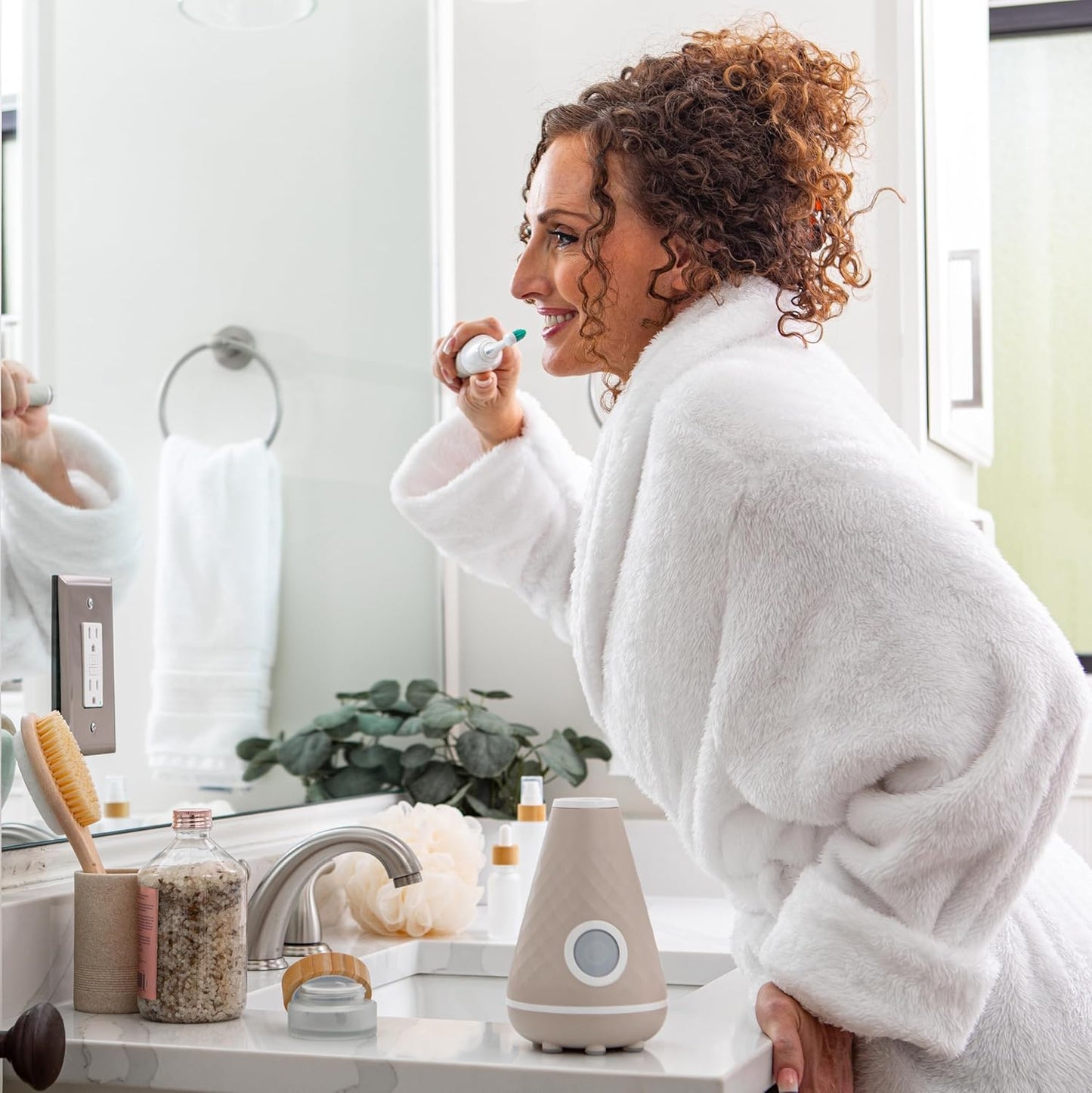 TAO Clean UV Sanitizing Sonic Toothbrush and Cleaning Station, Electric Toothbrush, Dual Speed Setting, Sandstone