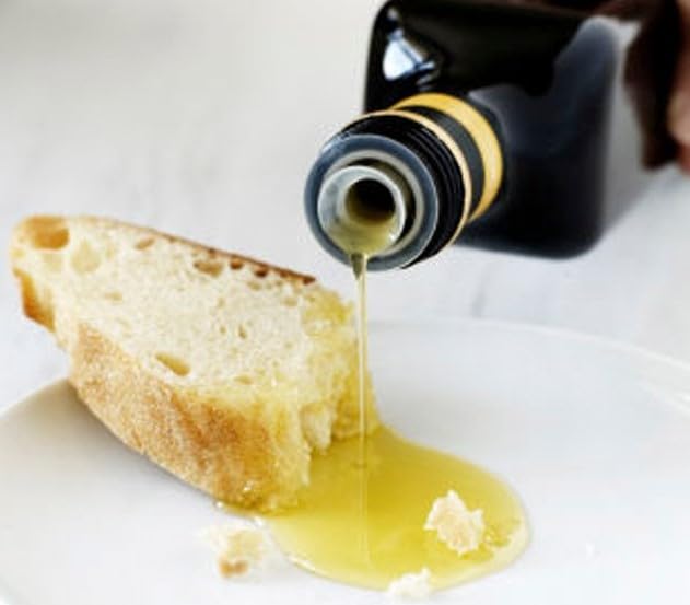 Extra Virgin Olive Oil - Santa Maria Portuguese Vintage Metal Tin - 200ml. This is a brand with almost 100 Years. (3)