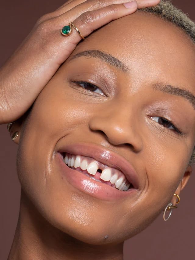 ILIA - True Skin Serum Concealer | Non-Comedogenic, Cruelty-Free, Vegan, Safe For Sensitive Skin, Reduces Appearance of Dark Circles + Blemishes (Mesquite SC6, 0.16 oz | 5 ml)