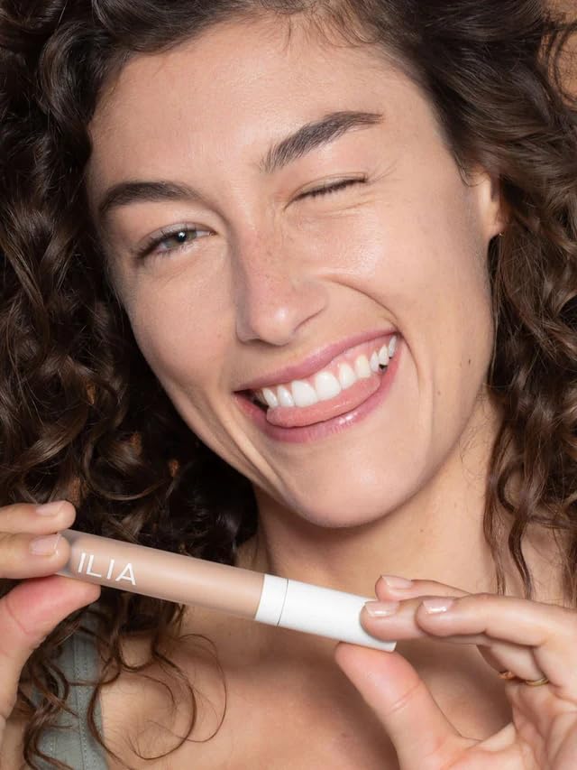 ILIA - True Skin Serum Concealer | Non-Comedogenic, Cruelty-Free, Vegan, Safe For Sensitive Skin, Reduces Appearance of Dark Circles + Blemishes (Lotus SC2.5, 0.16 oz | 5 ml)