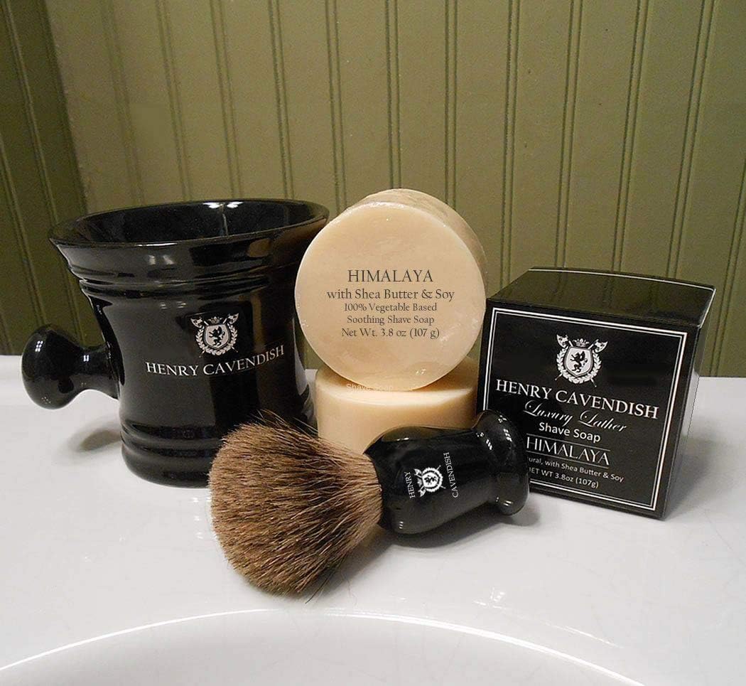 Henry Cavendish Gentleman's Ceramic Shaving Soap Bowl with Handle.