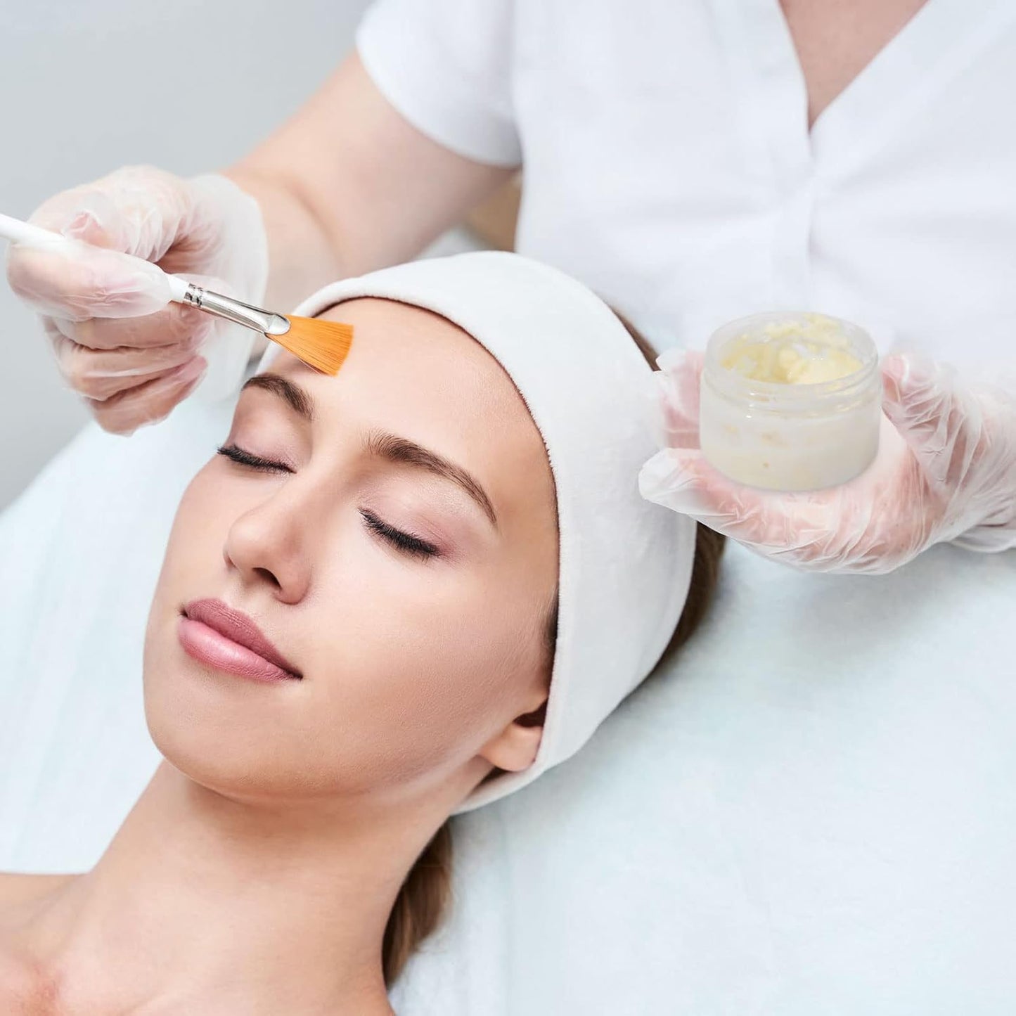 Patelai 4 Pieces Round Wide-mouth Leak Proof Plastic Container Jars with Lids for Travel Storage Makeup Beauty Products Face Creams Oils Salves Ointments DIY Making(4 Ounce,Gold)