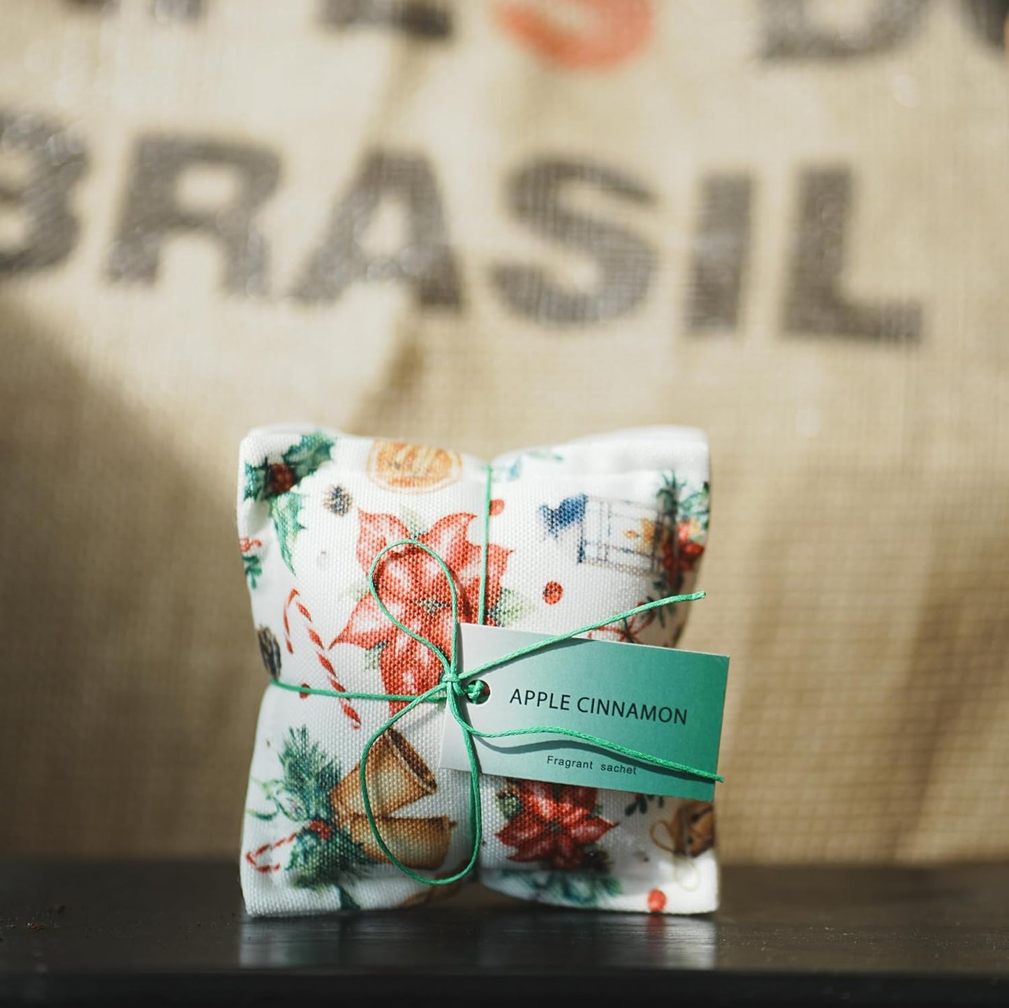 AUCUDA 4pcs Apple Cinnamon Sachet Bags for Christmas Decorations Drawers and Closets, Scented Potpourri Packets for Women Outfits, Winter Fragrance Pillow for Bedroom Indoor, Fresheners for Holiday.